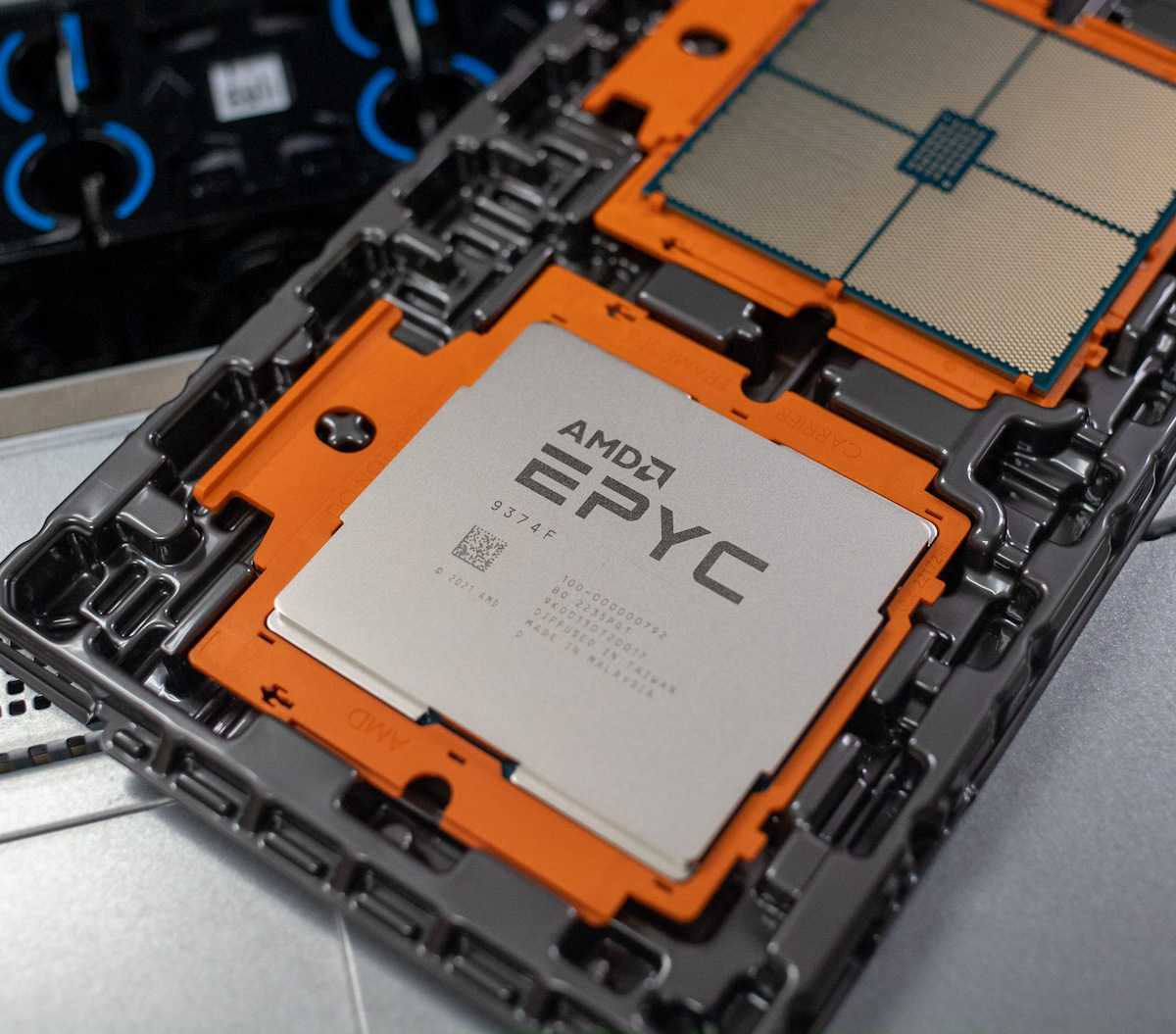 Đánh giá AMD EPYC thế hệ thứ 4 (AMD Genoa)