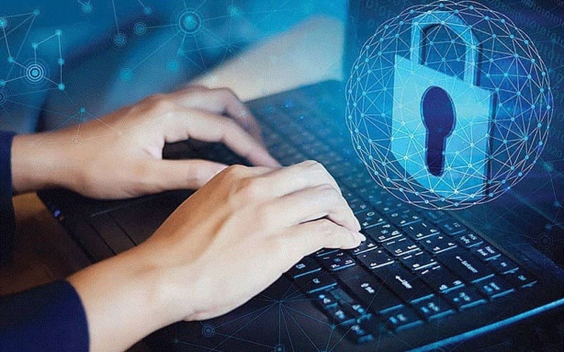 Meta mạnh tay xử lý nhân viên "tuồn" tin mật 