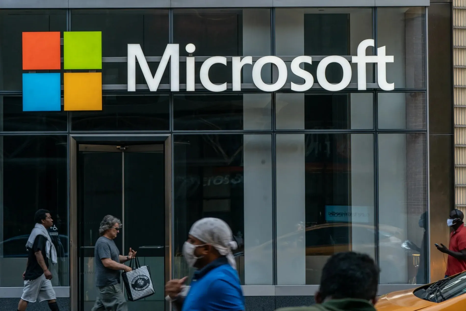 Microsoft thắt chặt bộ máy lãnh đạo trong đợt sa thải mới
