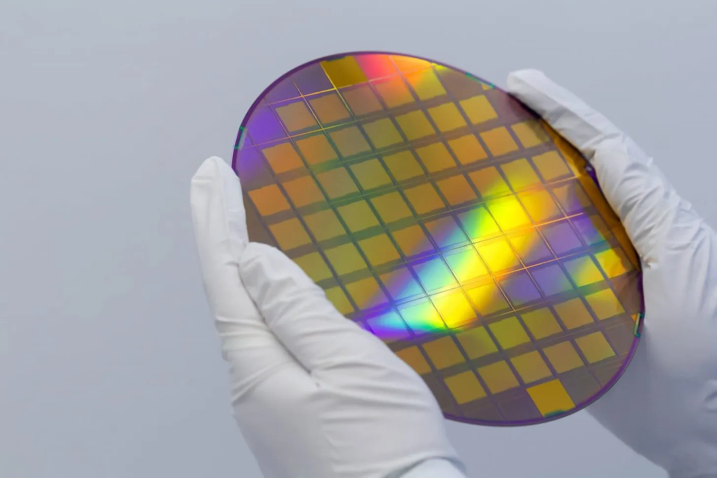 TSMC vượt mặt Samsung và Intel với quy trình 2nm