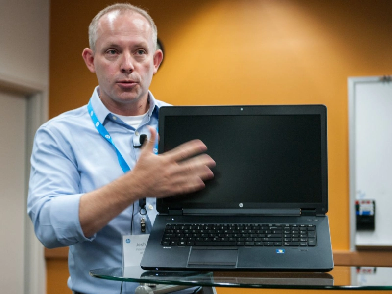 Máy trạm di động (Mobile Workstation) có ưu điểm gì? Máy trạm di động (Mobile Workstation) có ưu điểm gì?