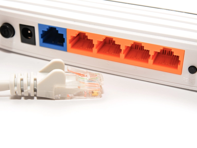 Cổng LAN là gì? Cấu tạo và chức năng của cổng LAN trong mạng máy tính