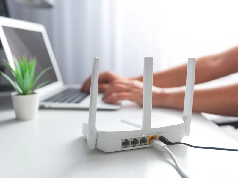 Cổng LAN là gì? Cấu tạo và chức năng của cổng LAN trong mạng máy tính