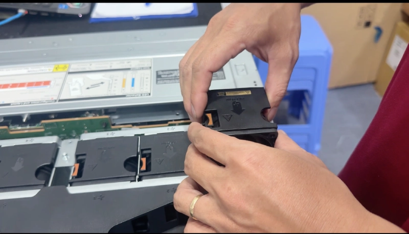 Bổ sung đủ số lượng quạt cho máy có GPU